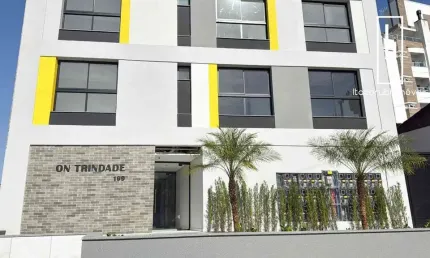 Loft com 1 quarto para alugar na Rua Oge Fortkamp, 199, Trindade, Florianópolis por R$ 2.750