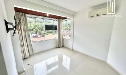Apartamento com 2 quartos à venda na rua pastor william richard schisler filho, 655, itacorubi, florianópolis por r$ 740.000
