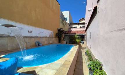 Casa com 3 quartos à venda na Rua Quartzo, 10, Sol e Mar, Macaé