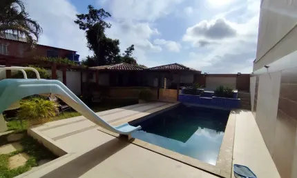 Casa com 4 quartos para alugar no Riviera Fluminense, Macaé 
