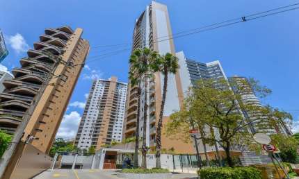 Apartamento com 3 quartos à venda na Avenida Iguaçu, Água Verde, Curitiba, 160 m2 por R$ 2.100.000
