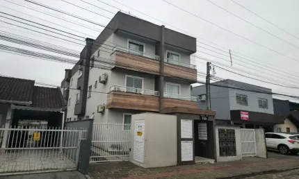 12000 - Apartamento semi-mobiliado com duas sacadas no Bairro Nova Brasilia
