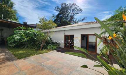 Casa nova com muito requinte e bom gosto! ALTO DA LAPA!