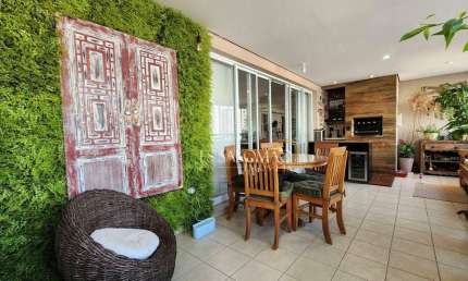Apartamento com Varanda Gourmet. Muito requinte, sofisticação e bom gosto. Vila Romana