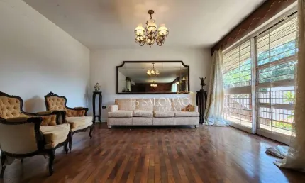 CASA EXCLUSIVA COM ARQUITETURA SOFISTICADA NO ALTO DA  LAPA!