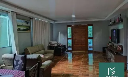 Casa com 4 dormitórios à venda, 200 m² por R$ 800.000,00 - Imbiu - Teresópolis/RJ