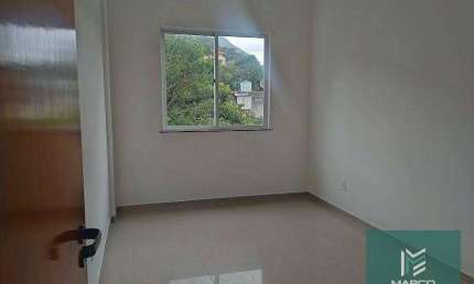 Apartamento com 2 dormitórios à venda, 75 m² por R$ 325.000,00 - Vale do Paraíso - Teresópolis/RJ