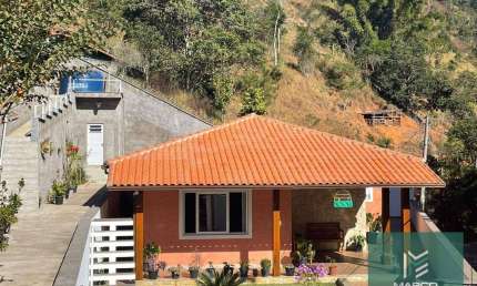 Casa com 3 dormitórios à venda, 130 m² por R$ 500.000,00 - Fischer - Teresópolis/RJ