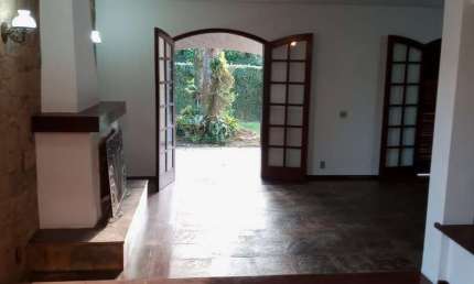 Casa com 2 dormitórios à venda, 164 m² por R$ 1.500.000,00 - Carlos Guinle - Teresópolis/RJ