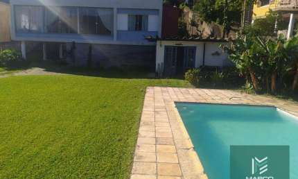 Casa com 4 dormitórios à venda, 161 m² por R$ 1.200.000,00 - Carlos Guinle - Teresópolis/RJ
