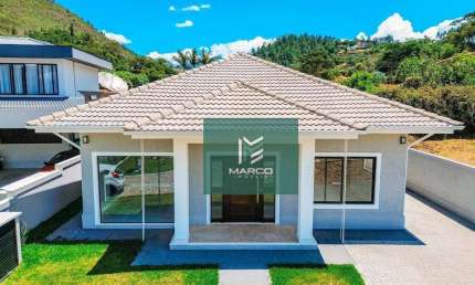 Casa com 3 dormitórios à venda, 130 m² por R$ 1.300.000,00 - Albuquerque - Teresópolis/RJ