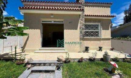 Casa com 5 dormitórios à venda, 247 m² por R$ 990.000 - Alto - Teresópolis/RJ