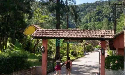 Terreno à venda, 1020 m² por R$ 350.000 - Vale Feliz - Teresópolis/RJ