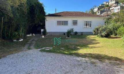 Casa com 3 dormitórios à venda, 98 m² por R$ 650.000 - Alto - Teresópolis/RJ