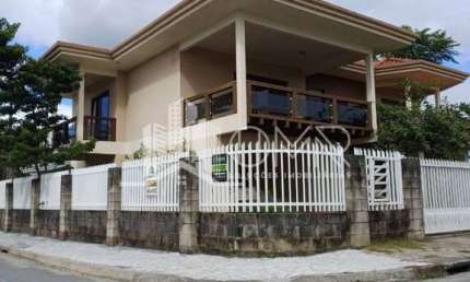 SOBRADO COM 3 QUARTOS À VENDA, JARDIM ICARAÍ - BARRA VELHA