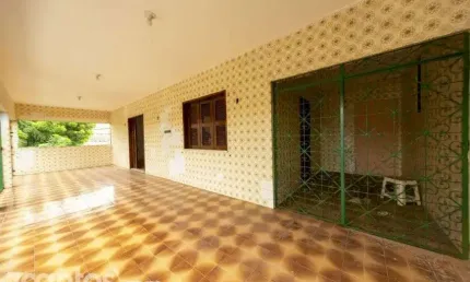Casa com 2 quartos para alugar na Rua Palmácia, 410, Vila Velha, Fortaleza