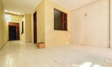 Casa com 2 quartos para alugar na Rua Vereador Ademar Arruda, 68, Centro, Fortaleza