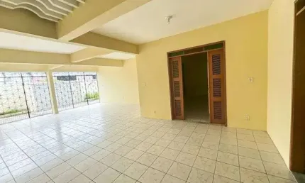 Casa com 5 quartos para alugar na Avenida Rogaciano Leite, 2908, Guararapes, Fortaleza