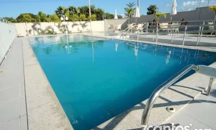 Apartamento com 2 quartos para alugar na Vila Três Américas, 105, Itaperi, Fortaleza