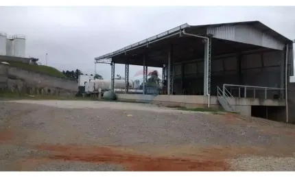 Barracão / Galpão / Depósito para alugar na Estrada Bonsucesso Itaquaquecetuba, 6360, Rio Abaixo, Itaquaquecetuba