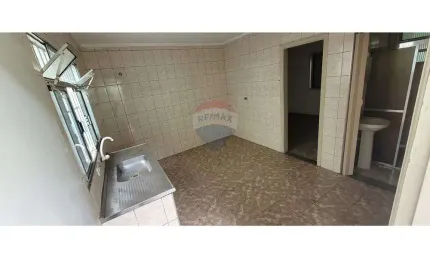 Casa de condomínio com 2 cômodos para alugar na Vila Maria Alta