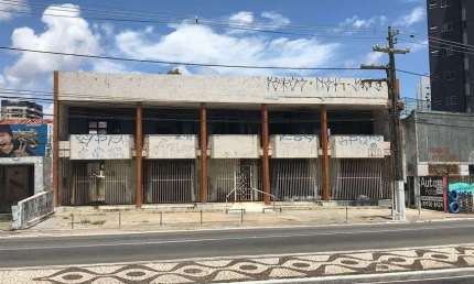 Casa comercial com 4 salas à venda na Avenida Governador Paulo Barreto de Menezes, Treze de Julho, Aracaju
