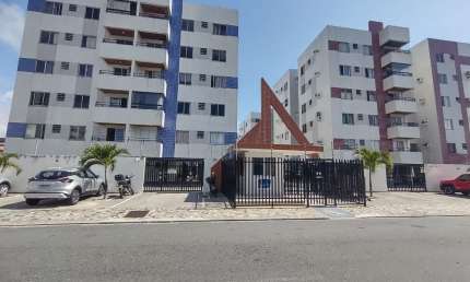 Apartamento com 3 quartos e 2 suítes na Coroa do Meio - Condomínio San Francisco