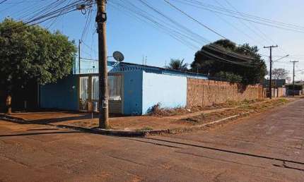 Térrea para venda possui 120 metros quadrados com 3 quartos em Coophavila II - Campo Grande - MS
