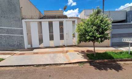 Casa térrea para venda tem 75 metros quadrados com 2 quartos em Água Limpa Park - Campo Grande - MS