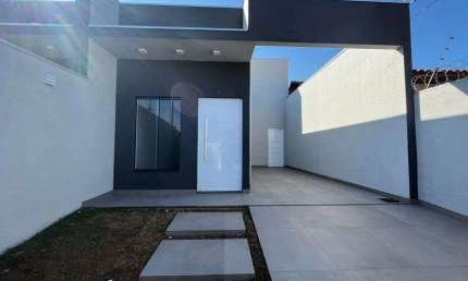 Casa para venda possui 86 metros quadrados com 3 quartos