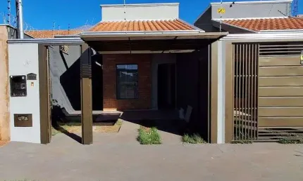 Casa Térrea com acabamento de primeira possui 57 mts quadrados com 2 quartos no bairro Vila Nasser