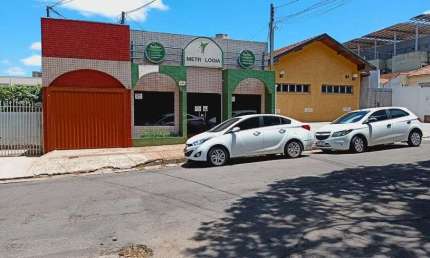 Galpão/Depósito/Armazém para venda com 197 metros quadrados com 3 quartos