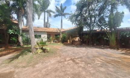 Barracão / Galpão / Depósito com 2 salas para alugar na Rua da Pátria, Vila Taveirópolis, Campo Grande
