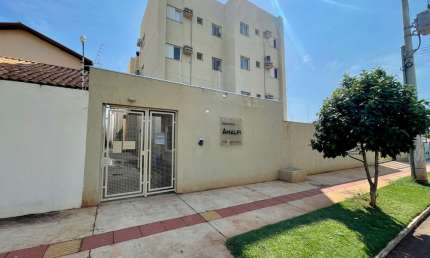 Apartamento com 2 quartos para alugar na Rua Carlota de Almeida Lemos, 164, São Francisco, Campo Grande
