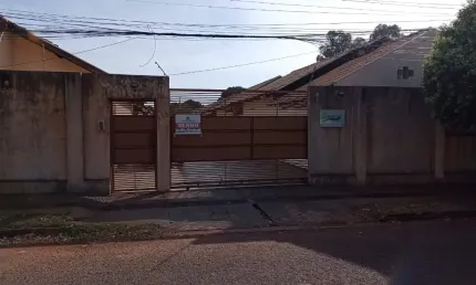 Casa em condomínio fechado com 2 quartos para alugar na Rua Polônia, 138, Vila São Jorge da Lagoa, Campo Grande