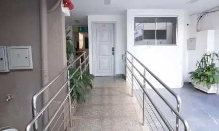 Sala Comercial com 3 ambientes + 1 copa e 1 banheiro  no Centro Empresarial Candido Mariano