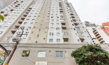 -  Apolar imóveis, franquia Seminário vende apartamento com excelente localização em frente do terminal do Campina do Siqueira, vista para o parque Barigui