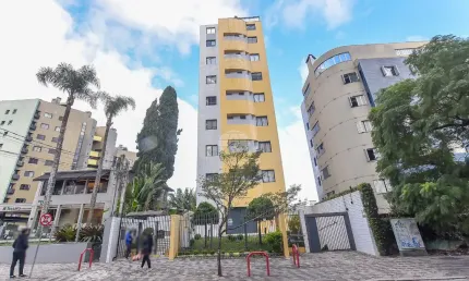 APOLAR MERCÊS VENDE EXCELENTE APARTAMENTO DE 1 DORMITÓRIO NO BATEL. PRÓXIMO À PRAÇA DA ESPANHA