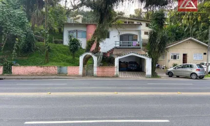 Casa com 3 dormitórios, sendo 1 suíte à venda, 129 m² por R$ 430.000 - Ponta Aguda - Blumenau/SC