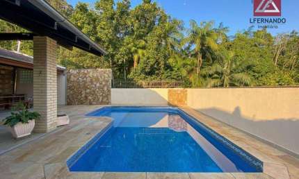 Casa com 1 suíte + 2 demi suítes à venda, 354 m² por R$ 1.450.000 - Salto do Norte - Blumenau/SC
