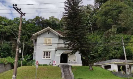 Casa com 8 dormitórios à venda, 311 m² por r$ 980.000,00 - ribeirão fresco - blumenau/sc