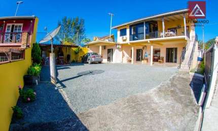 Pousada com 5 suítes à venda, 216 m² por R$ 1.600.000 - Praia de Armação do Itapocorói - Penha/SC
