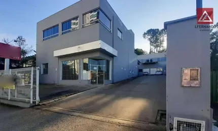Prédio para alugar, 747 m² por R$ 20.274,54/mês - Vila Nova - Blumenau/SC