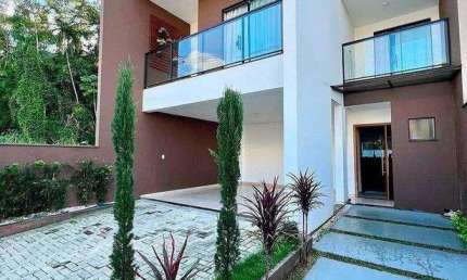 Sobrado com 3 dormitórios, sendo 1 suíte à venda, 160 m² por R$ 750.000 - Das Capitais - Timbó/Santa Catarina