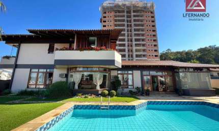 Casa com 4 suítes à venda, 690 m² por R$ 4.900.000 - Vila Nova - Blumenau/SC