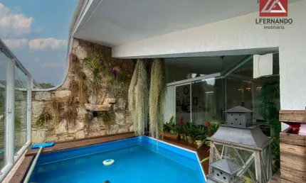 Cobertura com 4 dormitórios, sendo 2 suítes à venda, 242 m² por R$ 1.250.000 - Centro - Blumenau/SC