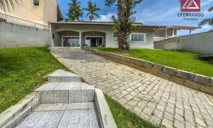 Casa com 3 dormitórios, sendo 1 suíte à venda, 180 m² por R$ 847.000 - Fortaleza - Blumenau/SC