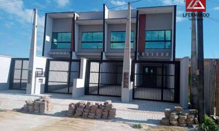 Sobrado com 2 suítes à venda, 85 m² por R$ 395.000 - Figueira - Gaspar/SC