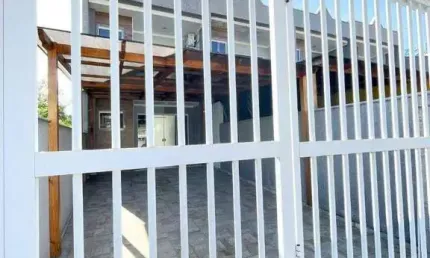 Sobrado com 2 suíte à venda, 90 m² por R$ 550.000 - Centro - Balneário Piçarras/SC