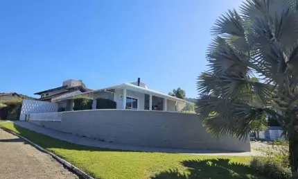 Casa com 3 suítes à venda, 243 m² por r$ 2.950.000 - vorstadt - blumenau/sc